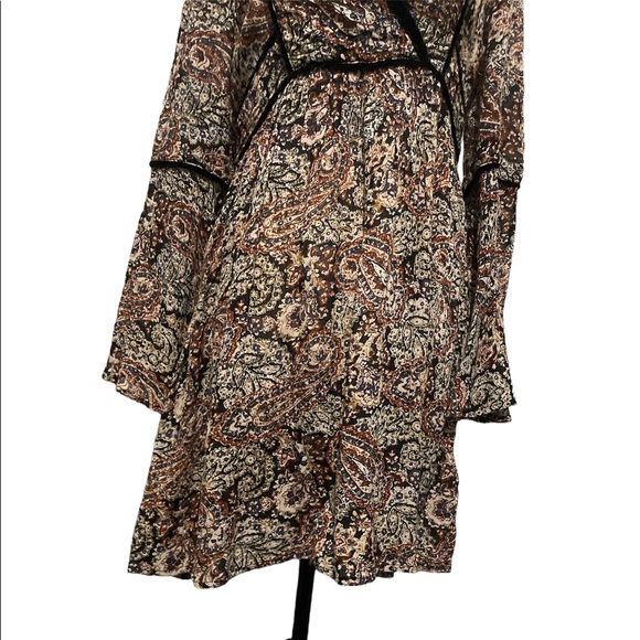 Paisley boho bell sleeve wrap dress with velvet trim - Picture 10 of 16